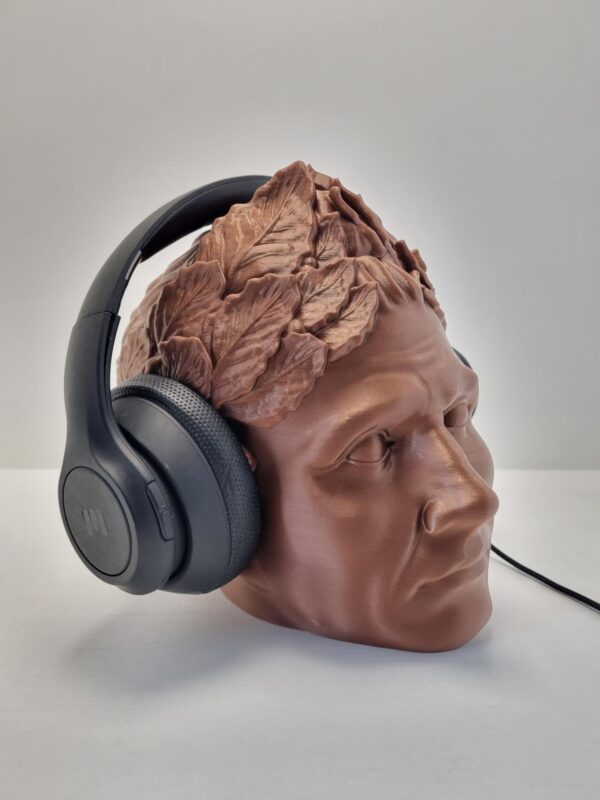 Head_of_Rome_Bronze_2