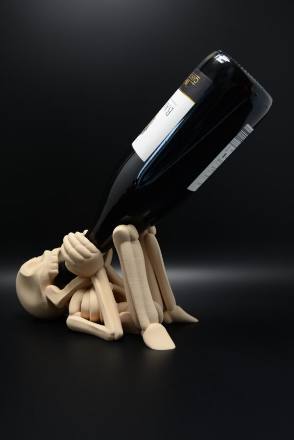 All Spine no Whine Wijnhouder