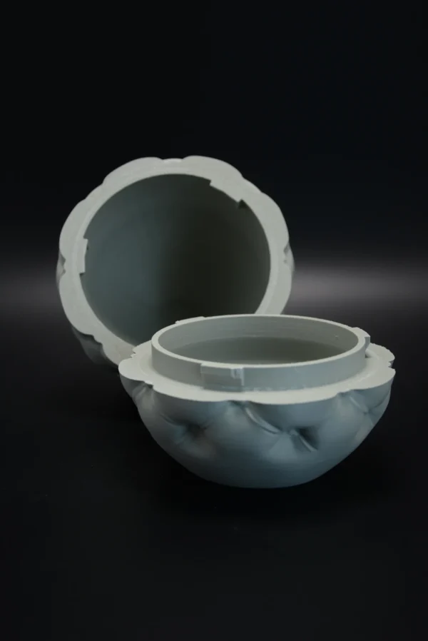 Cushion Egg Container